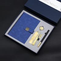 A5搭扣本+书扣+书签+U盘+红木笔