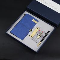 旅行笔记本+窗花U盘+铜书签+匠心笔