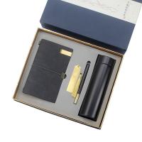 手账本+书签+笔+保温杯