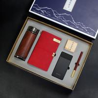 紫砂杯+手账本+三阶魔方+纽曼电源+笔