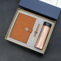 乐扣杯+笔+A5窗花搭扣本