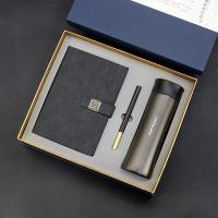 乐扣杯+笔+A5窗花搭扣本